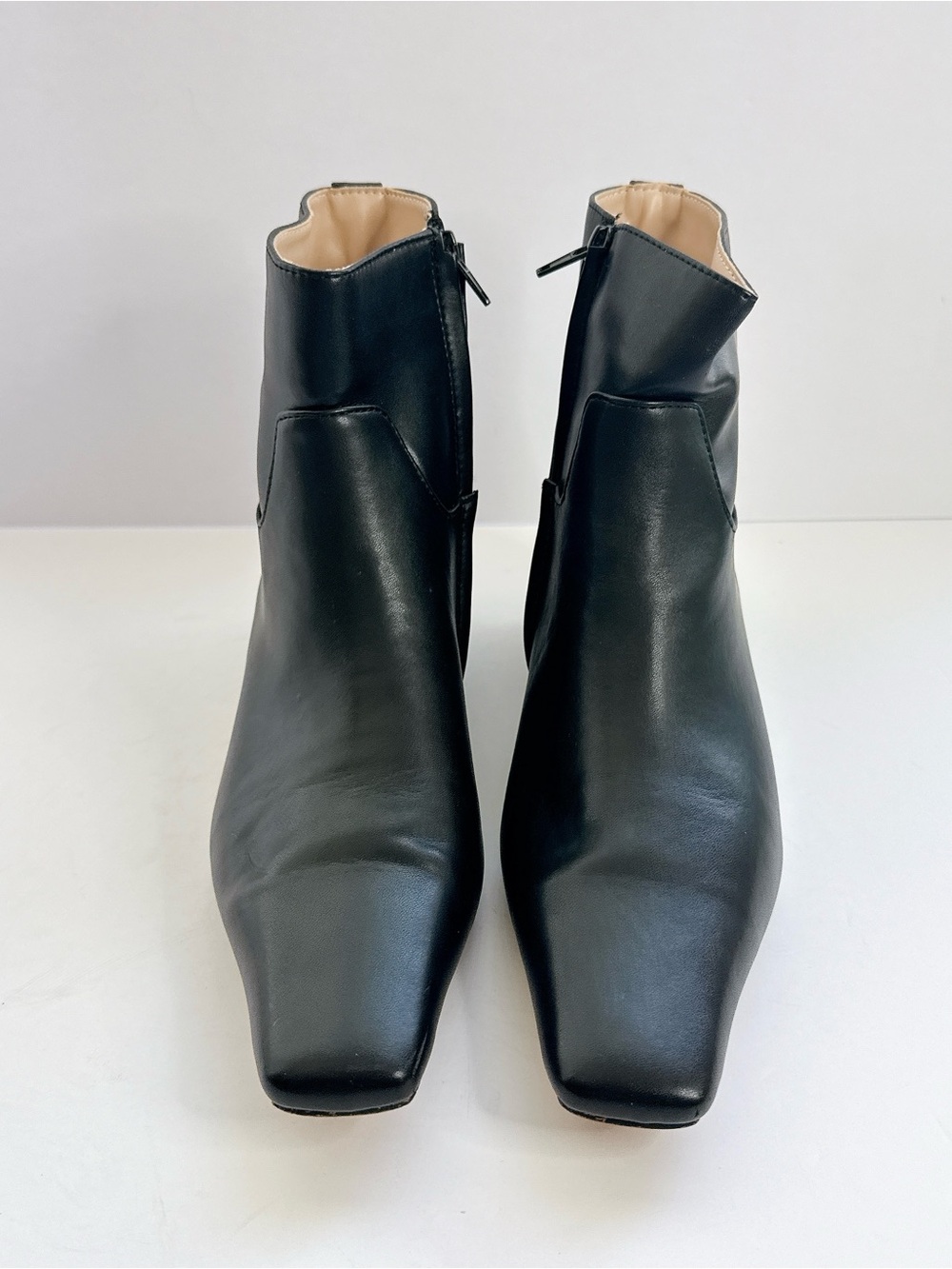 Used Womens Size 8 Boots Square Toe Side Zipper Ankle Boot Block FOWT